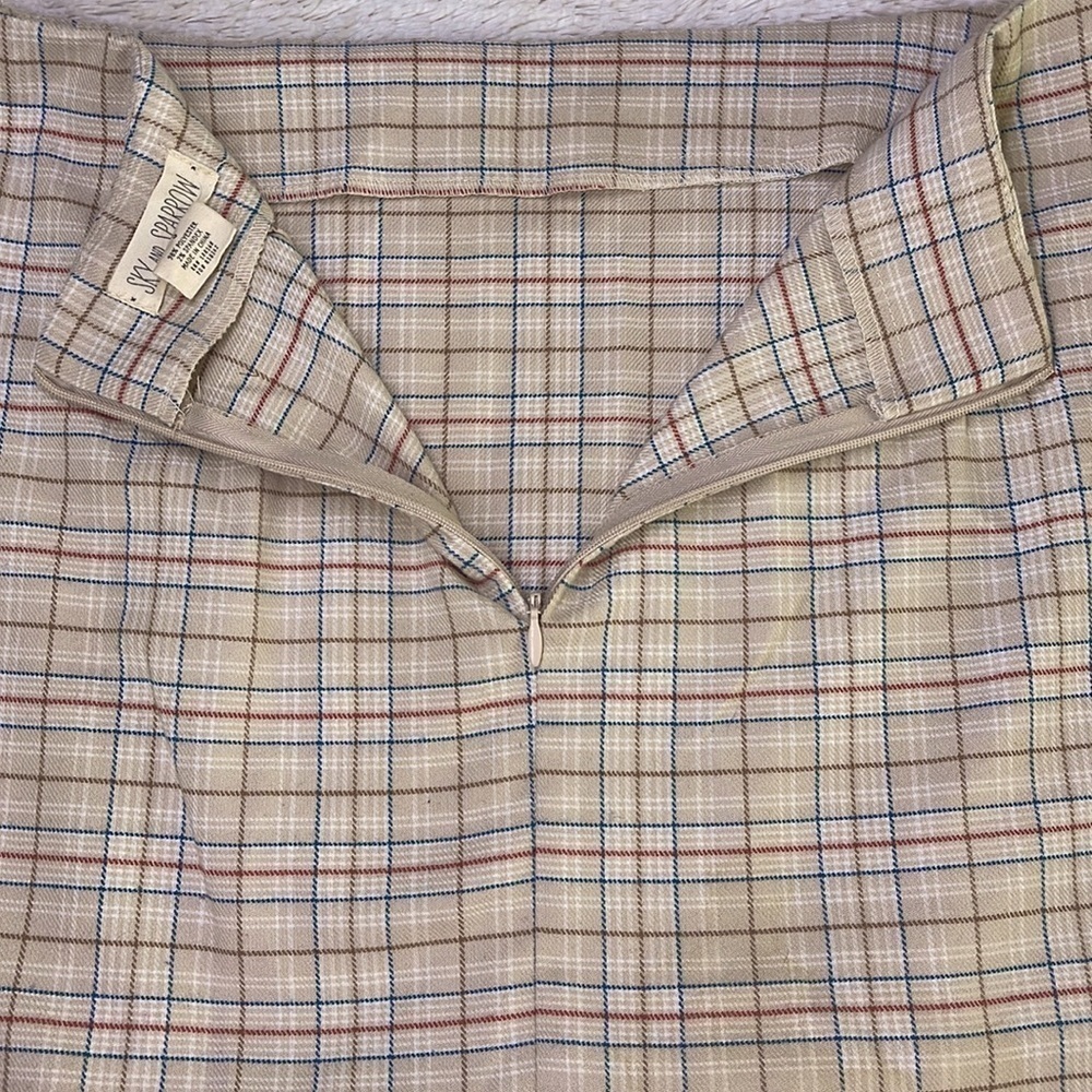 Sky and Sparrow Cream Plaid Mini Skirt Size Small - Picture 6 of 7